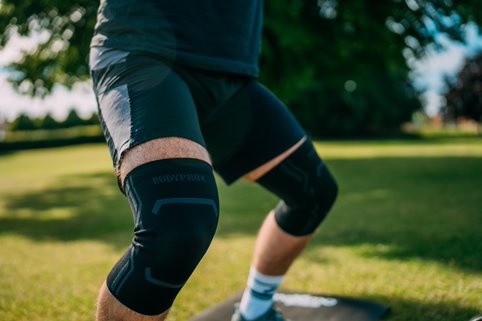 The Importance of Wearing Knee Sleeves for Squatting